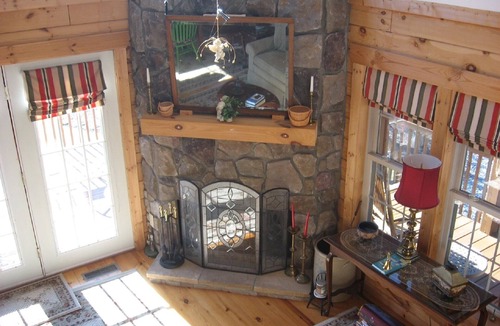 Rutherfordton Cabin | Overlook Cabin -ONLY 3 MILES to TIEC / CLOSEST GATED COMM / MT & SUNSET VIEWS