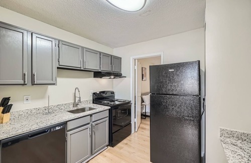 Cumming Apartment | Overlook Club C5 l Spacious and cozy
