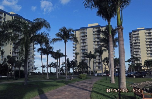 South Island Condo | Overlook the beautiful Gulf of Mexico on Estero Island