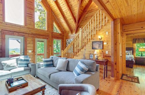 Ranger House | 'Owl's Nest' Pet-Friendly Cabin w/Private Hot Tub