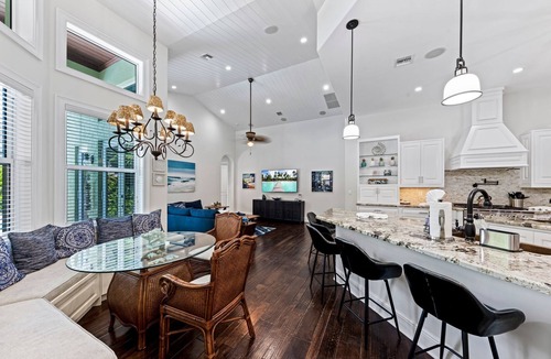 Lauderdale Beach House | PACK YOUR BAGS FOR THE ATLANTIC BEACH HOUSE WHERE YOU CAN HAVE IT ALL !