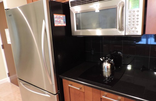 Singer Island Condo | Palm Beach Marriott Resort & Spa, 2 bd/2ba, Great Ocean View - Now Available