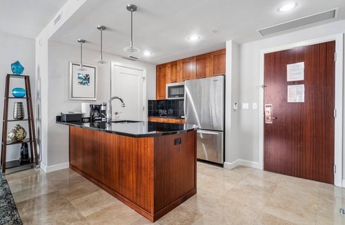 Singer Island Resort | Palm Beach Singer Island Resort & Spa Luxury Suites 2/2 Ocean View