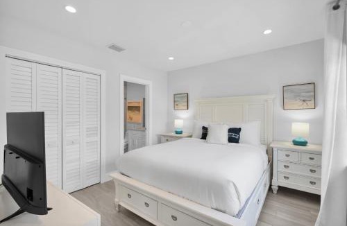 Poinsettia Heights House | Palm Haven