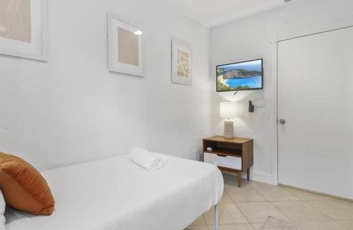 Southwest Apartment | Palm Wave Says - Quiet House in Best Area