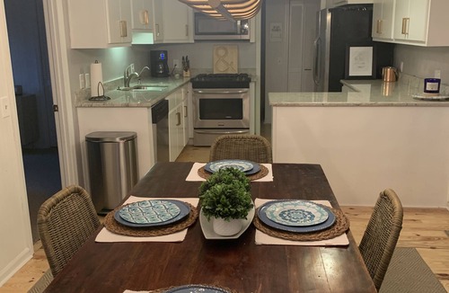 Edisto Island House | PALMETTO BOULEVARD, EASILY ACCOMMODATES 2 FAMILIES, STEPS FROM THE BEACH!