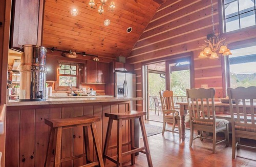 Sugar Grove House | Panoramic Mountain View Escape: Luxe Jacuzzi Suite & Hot Tub. 15 Min to Boone