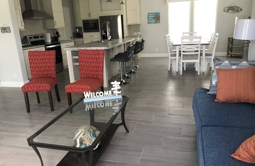 Cudjoe Key House | PARADISE 3 MINUTES TO OPEN WATER-60FT DOCK-WIDE CANAL RESERVE AREA-CUDJOE KEY