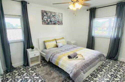 Bay Crest Park Apartment | Paradise Beach