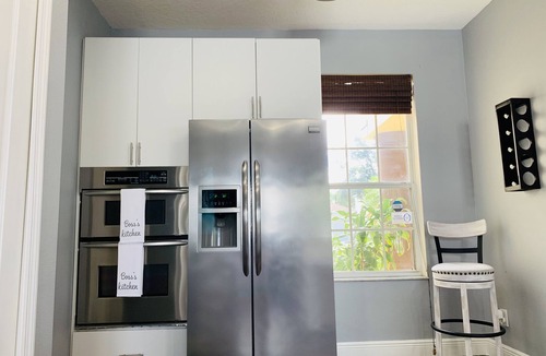 Trailer Estates House | Paradise Heated Pool Home Near IMG Academy and Siesta Key Beach.