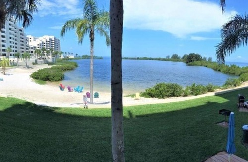 Hudson Condo | Paradise Island