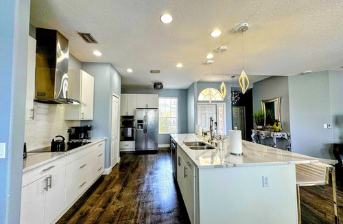 Mandalay House | Paradise Near IMG Academy And Siesta Key Beach