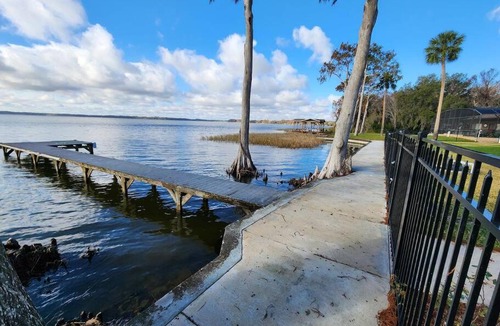 Leesburg House | Paradise on Lake Harris unit RV#5