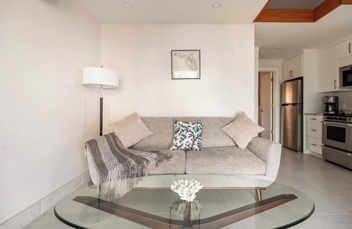 Naples Cottage | Paradise on the Bay