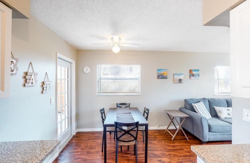 Largo House | Paradise Palms Largo