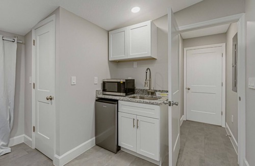 Titusville Apartment | Park Bliss Unit 4. Private Suiten