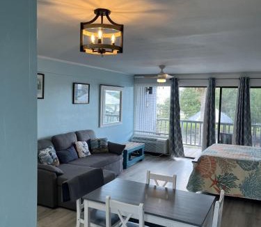 Cedar Key Apartment | Park Place Unit 228