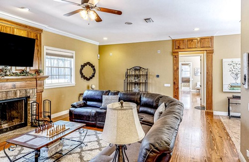 Historic District House | Parke Place - Main House and Guesthouse | Estate in Ocala
