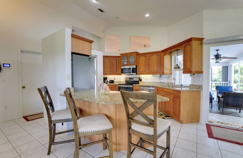 Long Meadow House | Patio & Grill! Canalfront Rotonda West Golf Escape