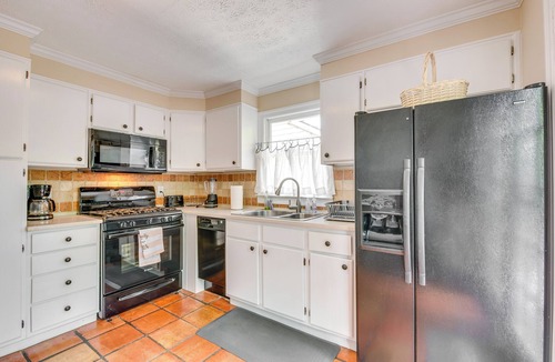 Westside House | Patio & Outdoor Dining! ATL Stay Near Int’l Soccer