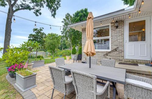 Earlville House | Patio & Water Views: Serene Bohemia River Escape!
