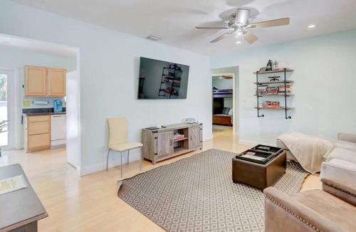 Poinsettia Heights House | Paul's Heated Above Ground Pool Pad (w/ Custom Sun Deck) - 3BR/2BA