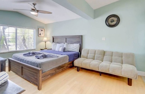 Poinsettia Heights House | Paul's Heated Above Ground Pool Pad (w/ Custom Sun Deck) - 3BR/2BA