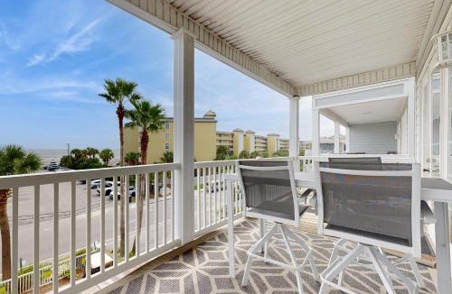 Folly Beach House | Pavilion Watch #2E
