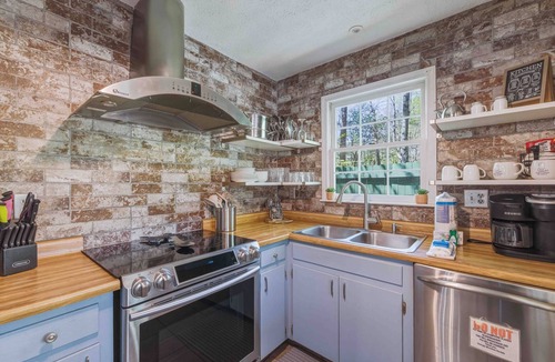 Clarkesville Cottage | Pawsibilities - Pet Friendly with Game Room and Hot Tub!
