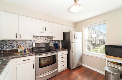 Pineville House | Peace at the lake Lovely 2-bedroom townhome with AC in charming Pineville