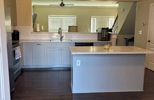 McDonough House | Peaceful 2BR/3BA Townhome