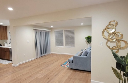 Gulf Gate Estates House | Peaceful 3-bedroom 2.5 bath house with AC in Sarasota 6 minutes to Siesta Key