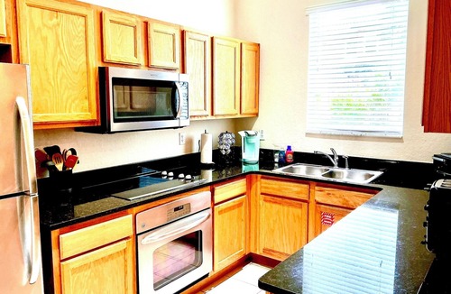 Kissimmee House | Peaceful/4 mi to Disney/Gated/Pool/Waterslides