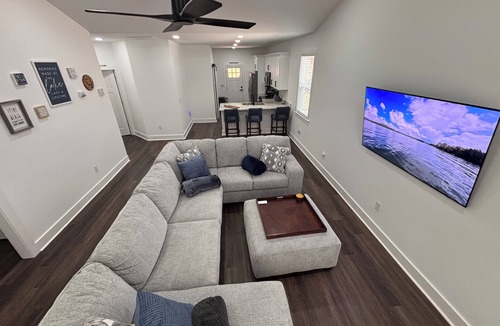 Westminster House | Peaceful and Brand New 3 Bedroom 2 Bath Cottage