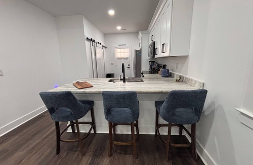 Westminster House | Peaceful and Brand New 3 Bedroom 2 Bath Cottage
