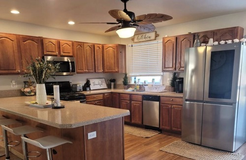 Toms River House | Peaceful beautiful home 8 mins from the shore, 4 mins from hiking trails.