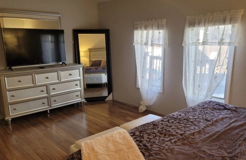 Toms River House | Peaceful beautiful home 8 mins from the shore, 4 mins from hiking trails.