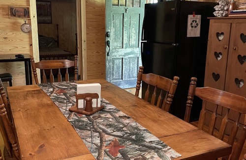 Newberry Cabin | Peaceful Cabin Retreat Within Minutes From Historic Downtown Newberry SC