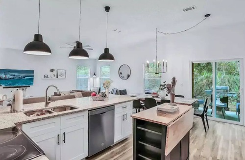 North Beach House | Peaceful Escape in Atlantic Beach
