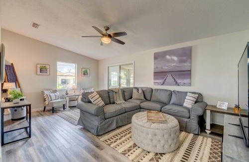 Del Mar House | Peaceful Lady Lake Home with Screened-In Porch!