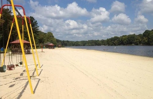 Macon House | Peaceful LaKeFronT property with Beautiful Lake View for a getaway you deserve!