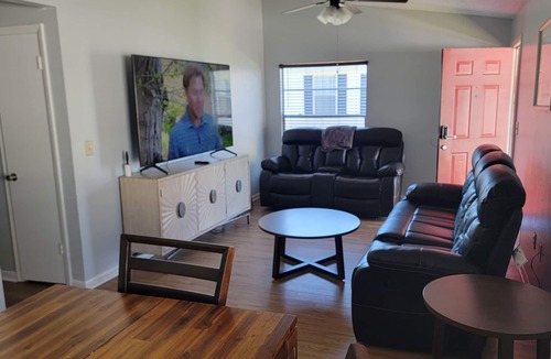 Lakeland Apartment | Peaceful Minutes to Disney - SEU