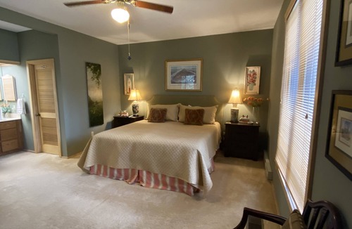 Highlands Condo | Peaceful mountain condo in gated community only 1.3 miles from Highlands
