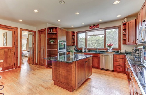 Beemerville Cottage | Peaceful Mountian Oasis: Firepit, Hot Tub, Sauna!