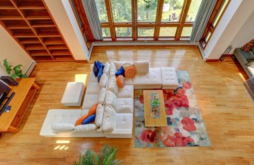 Beemerville House | Peaceful Mountian Oasis: Firepit, Hot Tub, Sauna!