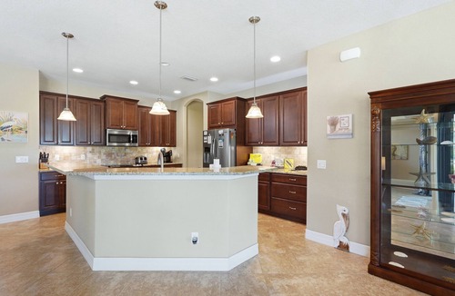 Long Meadow House | Peaceful Palms: 3 bedroom, 2 bath, heated pool, spacious lanai, golf course view