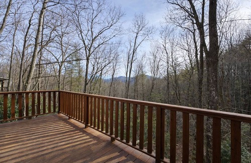 Sapphire Cabin | Peaceful Resort Cabin in Sapphire Valley close to Cashiers & resort access
