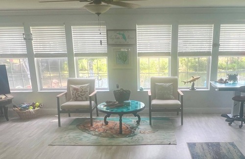 Chassahowitzka House | Peaceful River Retreat