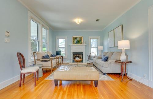 East Hill House | Pensacola Paradise Furnished Deck and Gas Grill!