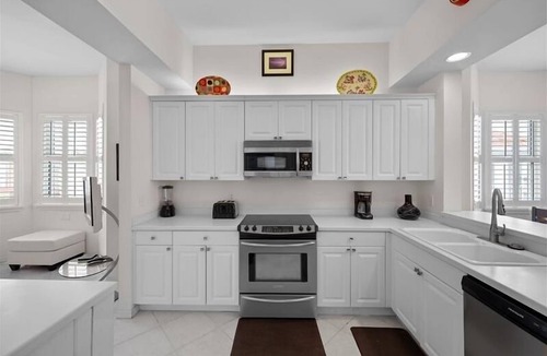 Vanderbilt Beach Condo | Penthouse 3 bedroom condo at Regatta - REG 2-PH01